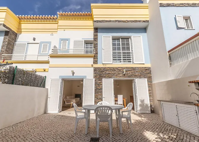 2v4 By Algarvemanta Holiday home